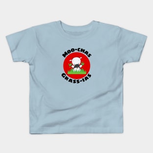 Moo-chas Grass-ias | Cow Pun Kids T-Shirt